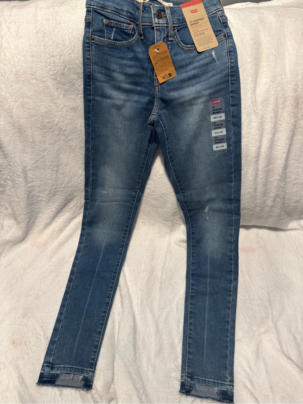 Levi's Women's Medium Blue Shaping Skinny Jeans